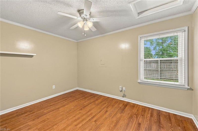 Photo 23 of 47 residential for sale in Chesapeake virginia Photo 23 of 47 residential for sale in Chesapeake virginia