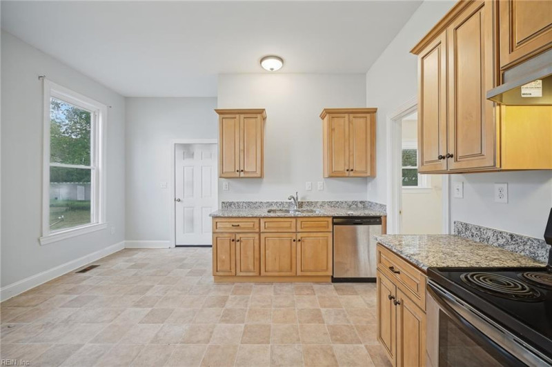 Photo 15 of 50 residential for sale in Sussex County virginia