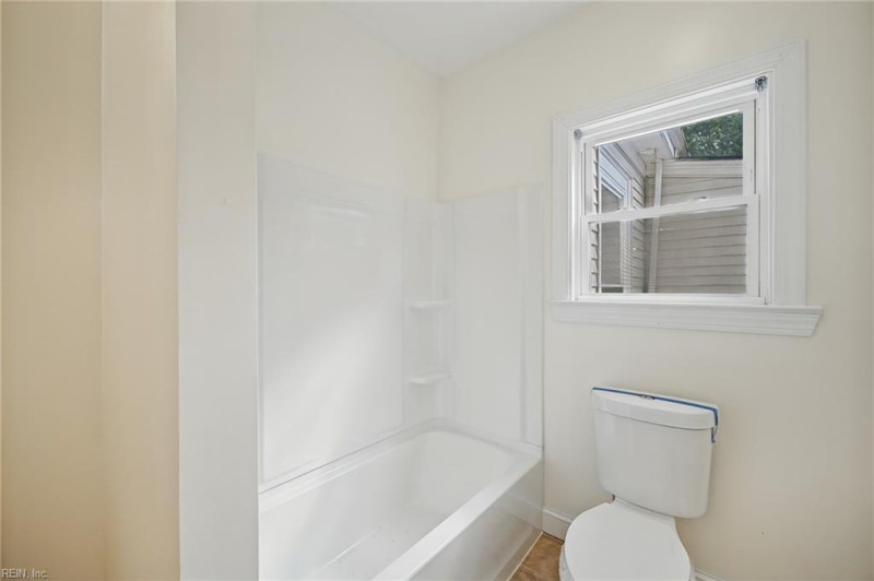 Photo 32 of 50 residential for sale in Sussex County virginia