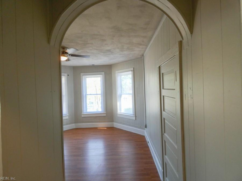 Photo 12 of 23 residential for sale in Norfolk virginia