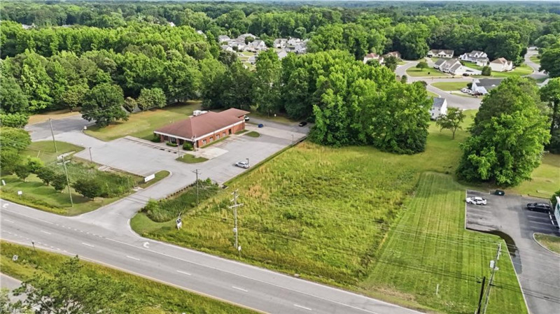 Photo 2 of 9 land for sale in Isle of Wight County virginia