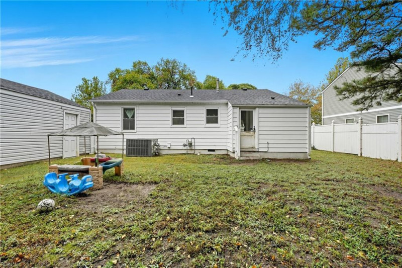 Photo 30 of 37 residential for sale in Norfolk virginia Photo 30 of 37 residential for sale in Norfolk virginia