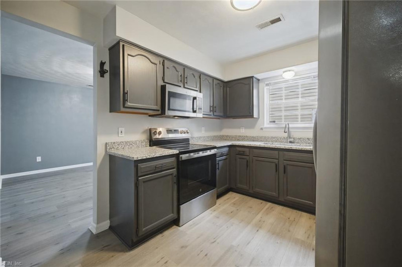 Photo 9 of 42 residential for sale in Norfolk virginia Photo 9 of 42 residential for sale in Norfolk virginia