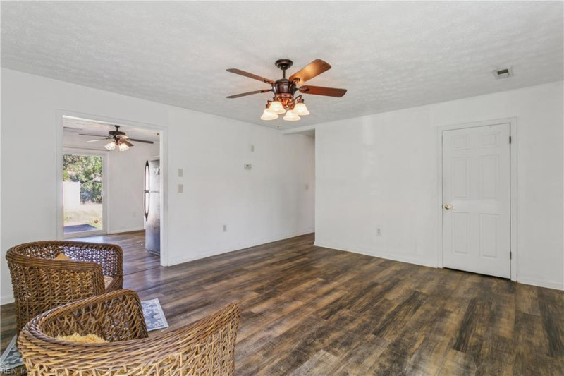 Photo 10 of 31 residential for sale in Newport News virginia