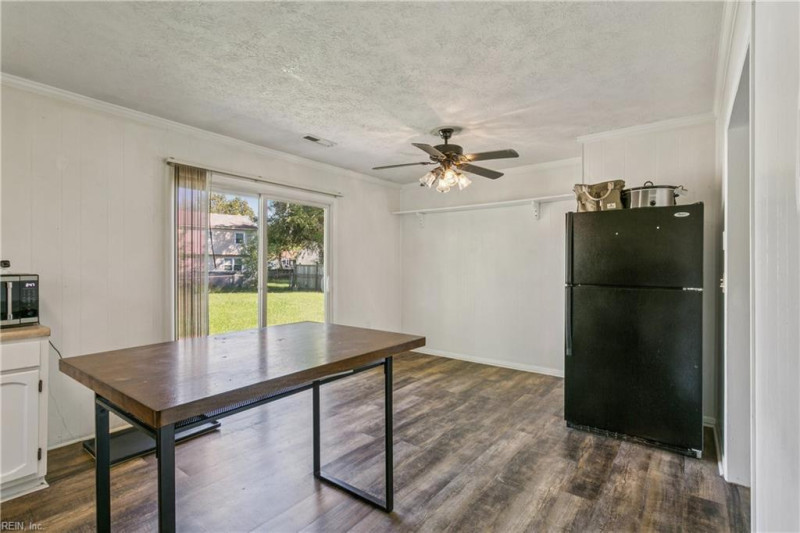 Photo 15 of 31 residential for sale in Newport News virginia
