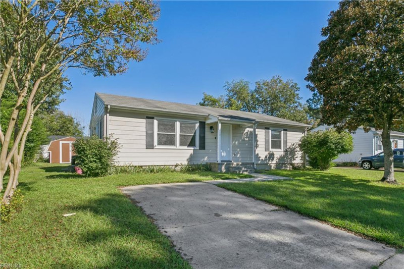Photo 2 of 31 residential for sale in Newport News virginia