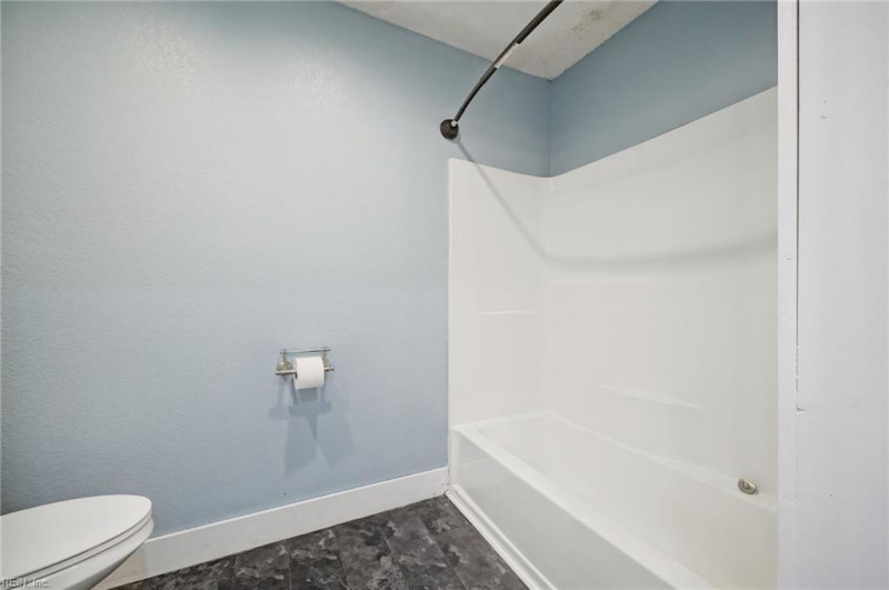 Photo 33 of 46 residential for sale in Chesapeake virginia Photo 33 of 46 residential for sale in Chesapeake virginia