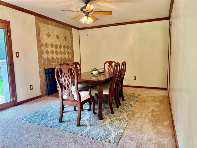 Photo 6 of 37 residential for sale in York County virginia