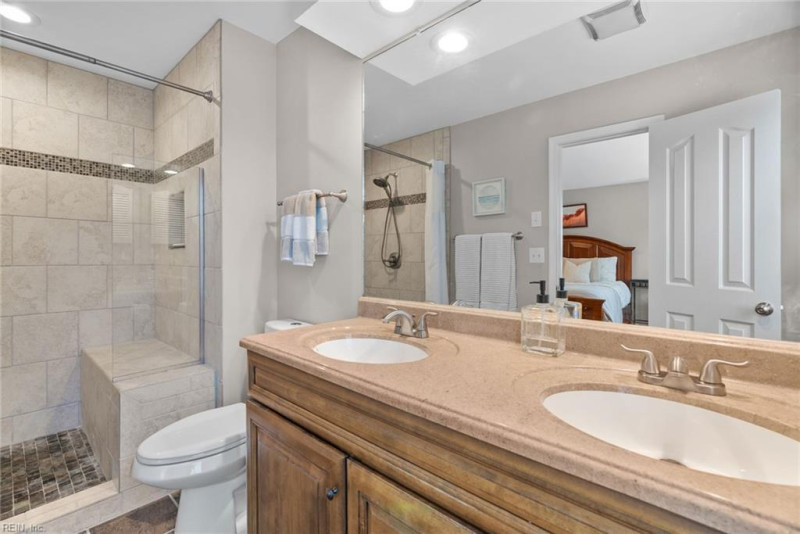 Photo 12 of 20 residential for sale in Virginia Beach virginia