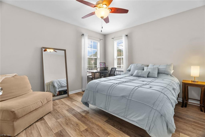 Photo 14 of 20 residential for sale in Virginia Beach virginia