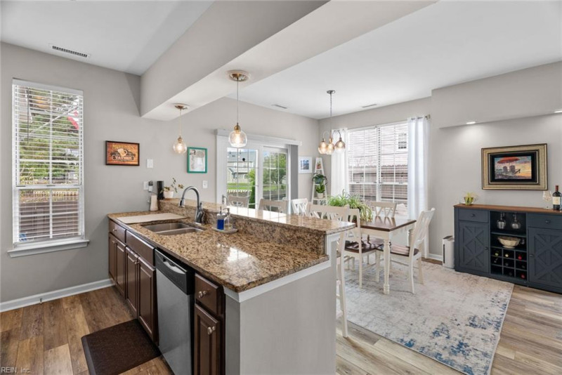 Photo 3 of 20 residential for sale in Virginia Beach virginia
