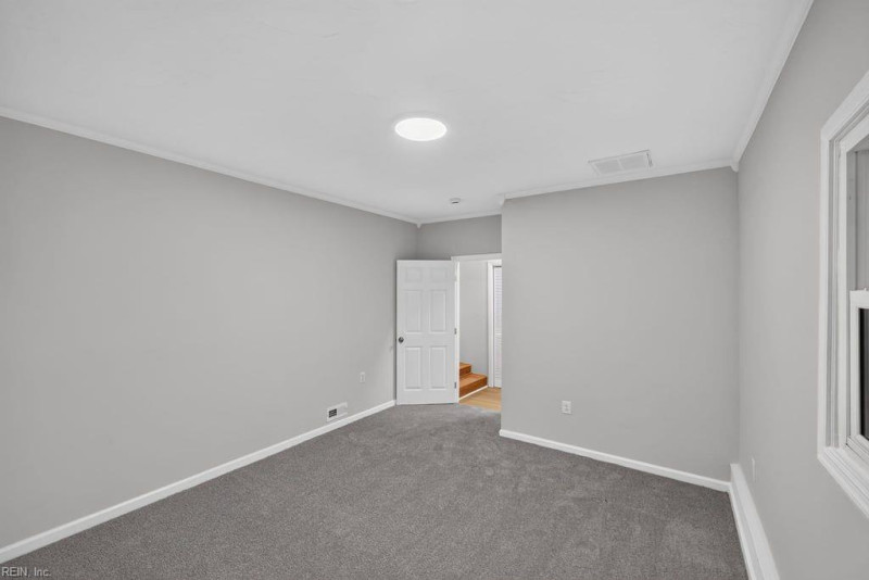 Photo 20 of 28 residential for sale in Portsmouth virginia