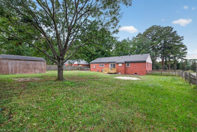 Photo 23 of 28 residential for sale in Portsmouth virginia