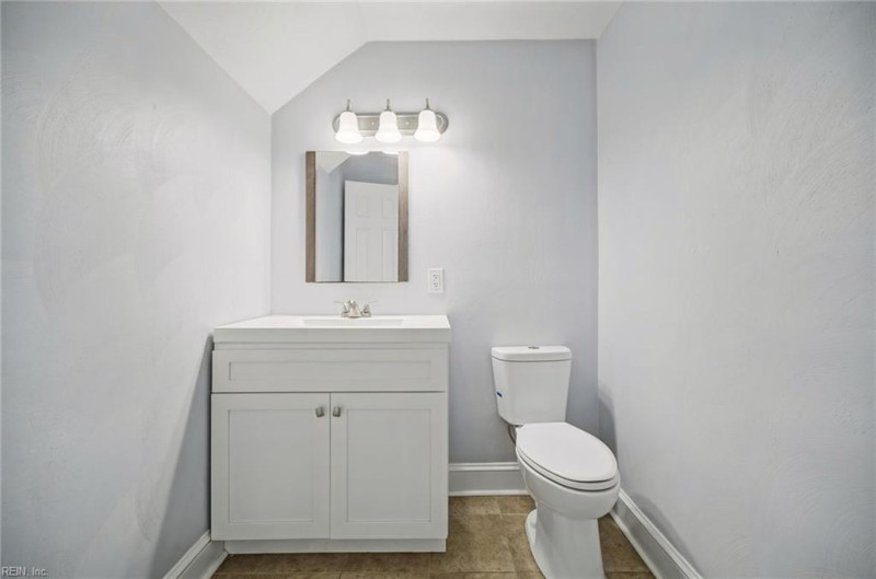 Photo 11 of 25 residential for sale in Norfolk virginia