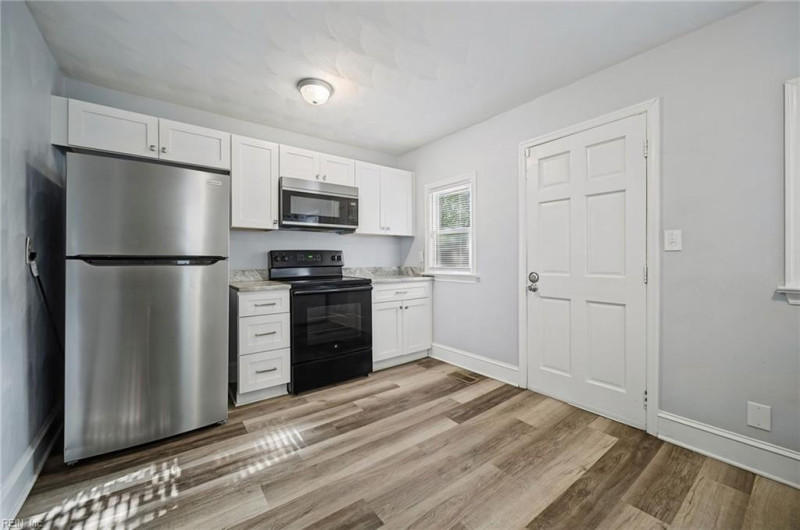 Photo 9 of 25 residential for sale in Norfolk virginia