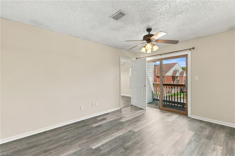 Photo 13 of 19 residential for sale in Newport News virginia