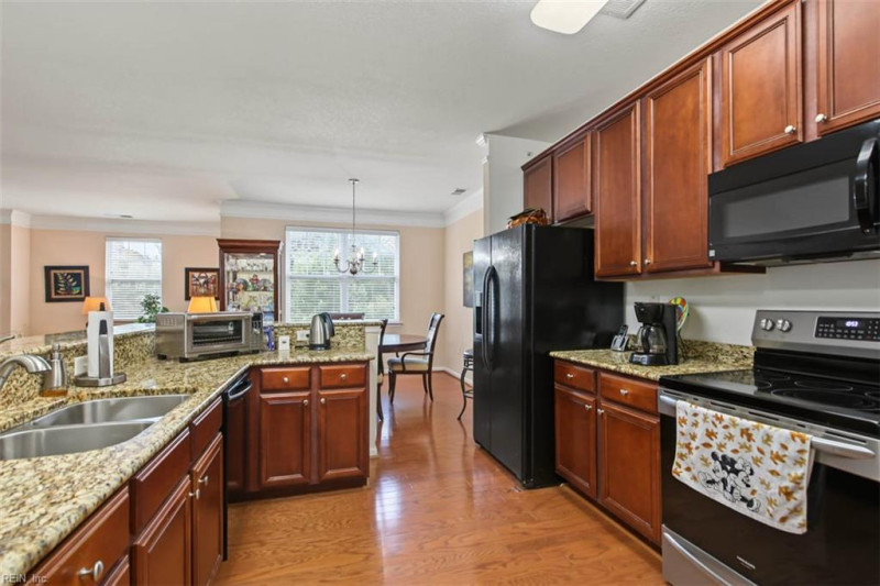 Photo 6 of 42 residential for sale in Newport News virginia Photo 6 of 42 residential for sale in Newport News virginia