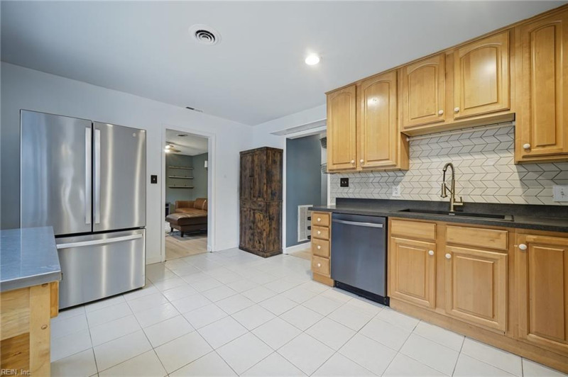 Photo 12 of 47 residential for sale in Virginia Beach virginia Photo 12 of 47 residential for sale in Virginia Beach virginia