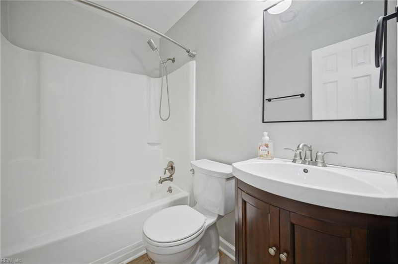 Photo 18 of 40 residential for sale in Poquoson virginia Photo 18 of 40 residential for sale in Poquoson virginia
