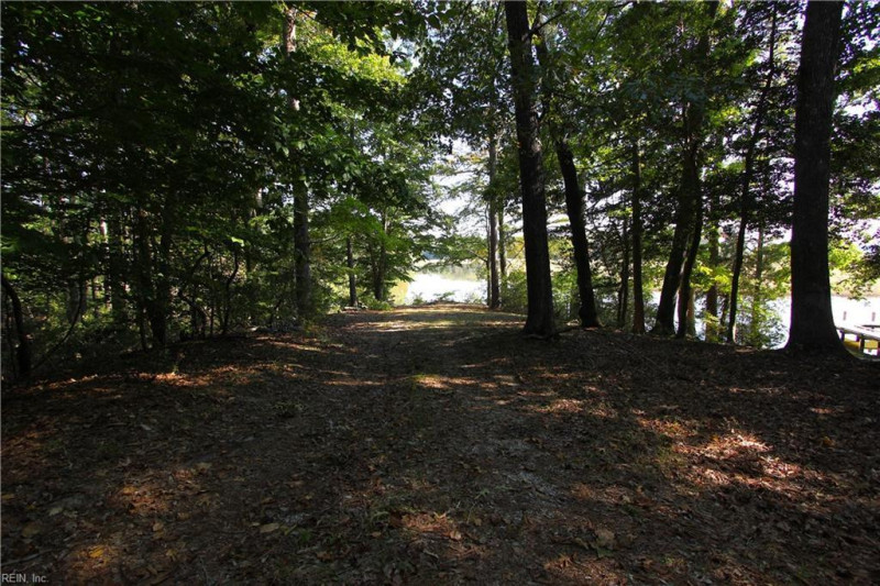 Photo 6 of 8 land for sale in James City County virginia