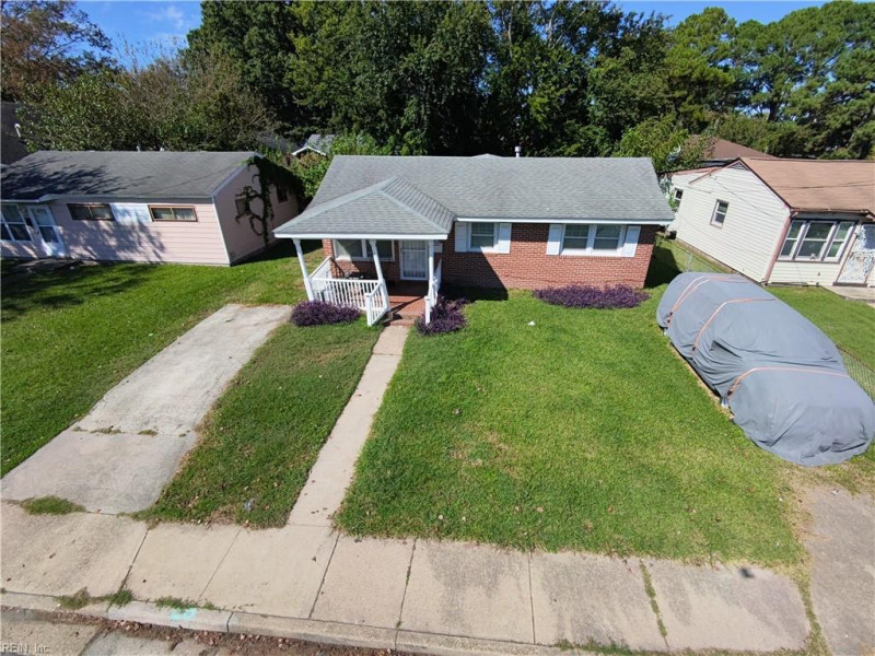 Photo 4 of 10 residential for sale in Portsmouth virginia