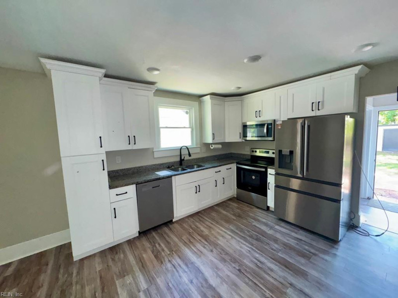 Photo 5 of 10 residential for sale in Suffolk virginia Photo 5 of 10 residential for sale in Suffolk virginia