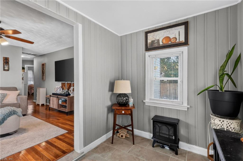 Photo 12 of 41 residential for sale in Norfolk virginia