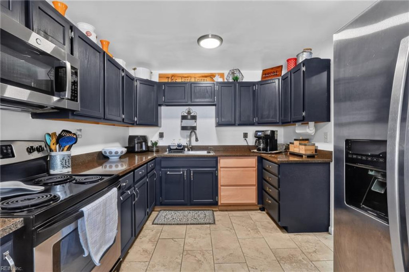 Photo 2 of 41 residential for sale in Norfolk virginia