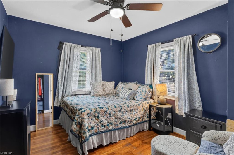 Photo 26 of 41 residential for sale in Norfolk virginia