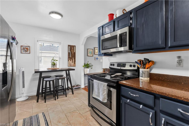 Photo 7 of 41 residential for sale in Norfolk virginia