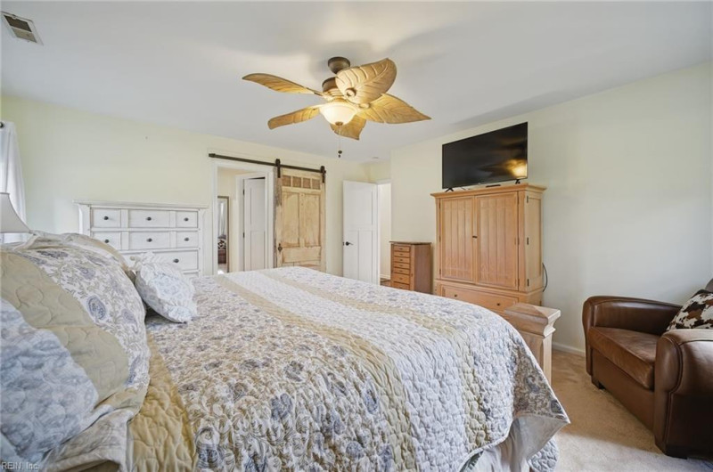 Photo 26 of 49 residential for sale in Chesapeake virginia