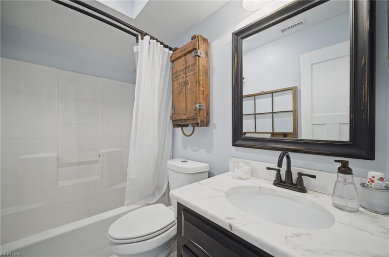 Photo 35 of 49 residential for sale in Chesapeake virginia