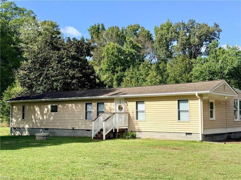 Photo 1 of 20 residential for sale in Suffolk virginia