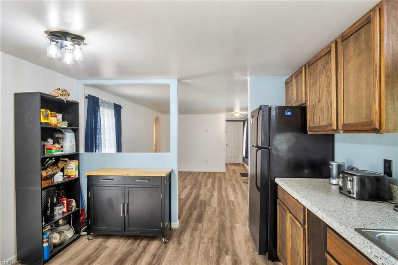 Photo 5 of 20 residential for sale in Suffolk virginia