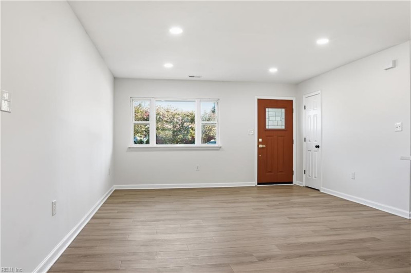 Photo 2 of 17 residential for sale in Newport News virginia Photo 2 of 17 residential for sale in Newport News virginia