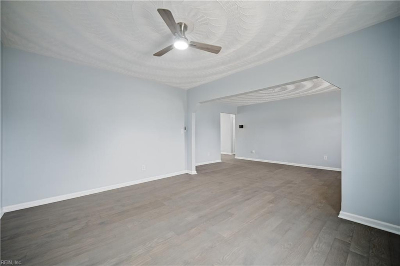 Photo 6 of 32 residential for sale in Chesapeake virginia Photo 6 of 32 residential for sale in Chesapeake virginia