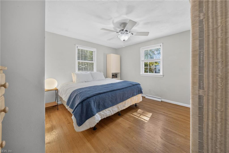 Photo 13 of 50 residential for sale in Virginia Beach virginia