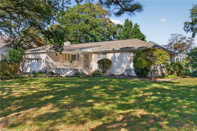 Photo 4 of 50 residential for sale in Virginia Beach virginia