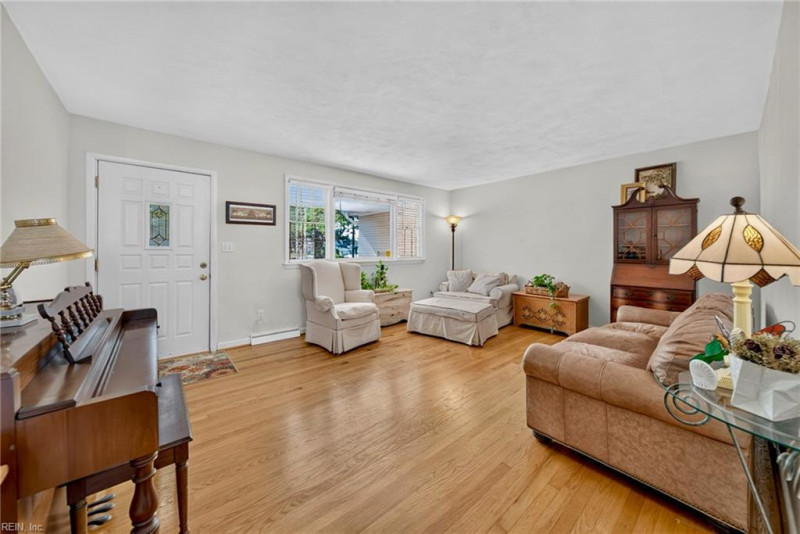 Photo 8 of 50 residential for sale in Virginia Beach virginia