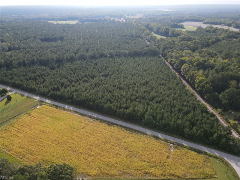 Photo 16 of 20 land for sale in Isle of Wight County virginia