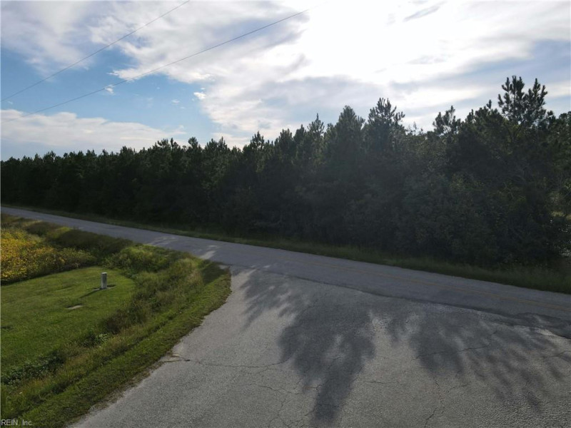 Photo 3 of 20 land for sale in Isle of Wight County virginia