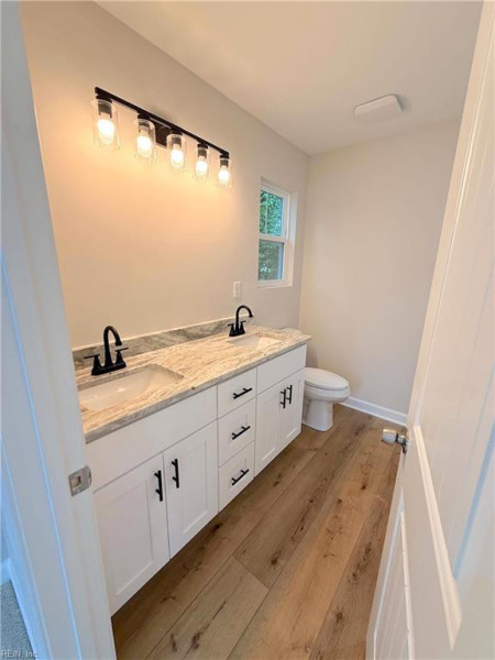 Photo 14 of 29 residential for sale in Portsmouth virginia