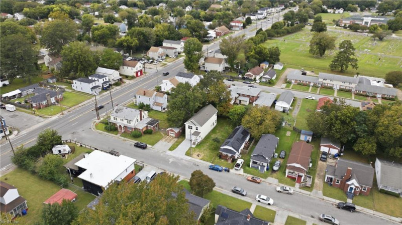 Photo 28 of 29 residential for sale in Portsmouth virginia