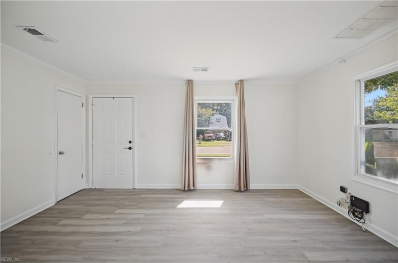 Photo 16 of 33 residential for sale in Chesapeake virginia Photo 16 of 33 residential for sale in Chesapeake virginia