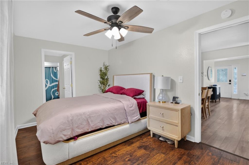 Photo 13 of 24 residential for sale in Hampton virginia