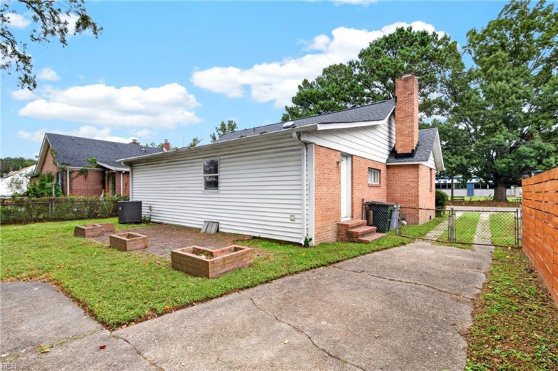 Photo 23 of 24 residential for sale in Hampton virginia