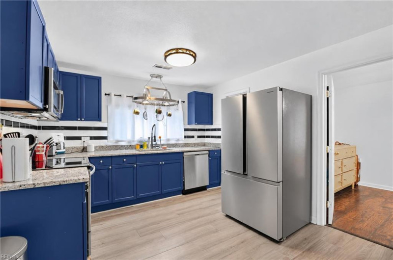 Photo 7 of 24 residential for sale in Hampton virginia
