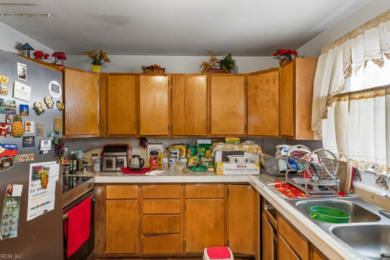 Photo 8 of 20 residential for sale in Norfolk virginia