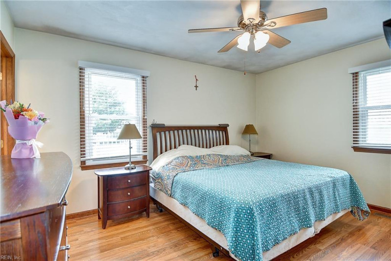 Photo 25 of 48 residential for sale in Chesapeake virginia Photo 25 of 48 residential for sale in Chesapeake virginia