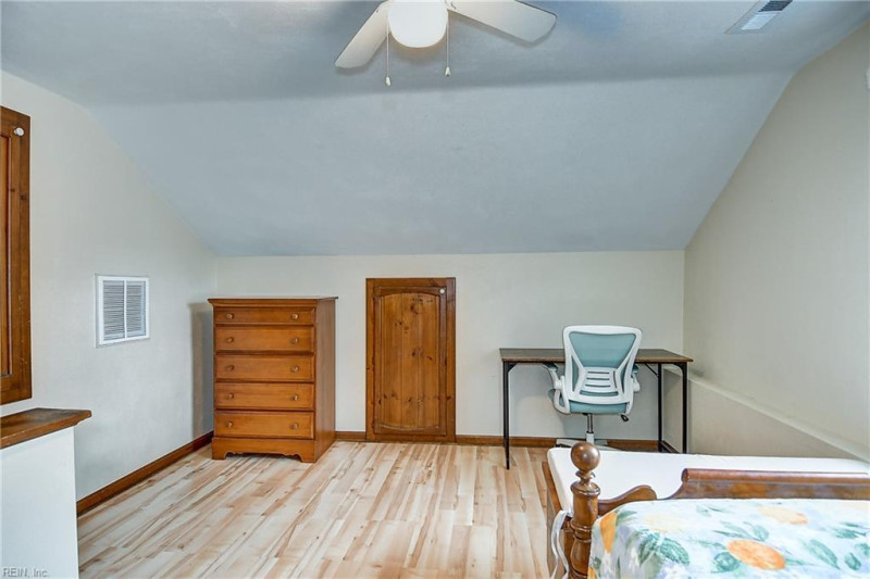 Photo 31 of 48 residential for sale in Chesapeake virginia Photo 31 of 48 residential for sale in Chesapeake virginia